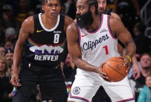 骑士G1不敌尼克斯！网友怒撕：NBA历史最大假球，果然是商业联盟