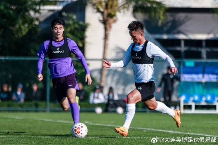 津媒：津门虎俱乐部与球迷代表进行3个多小时恳谈，为保级努力